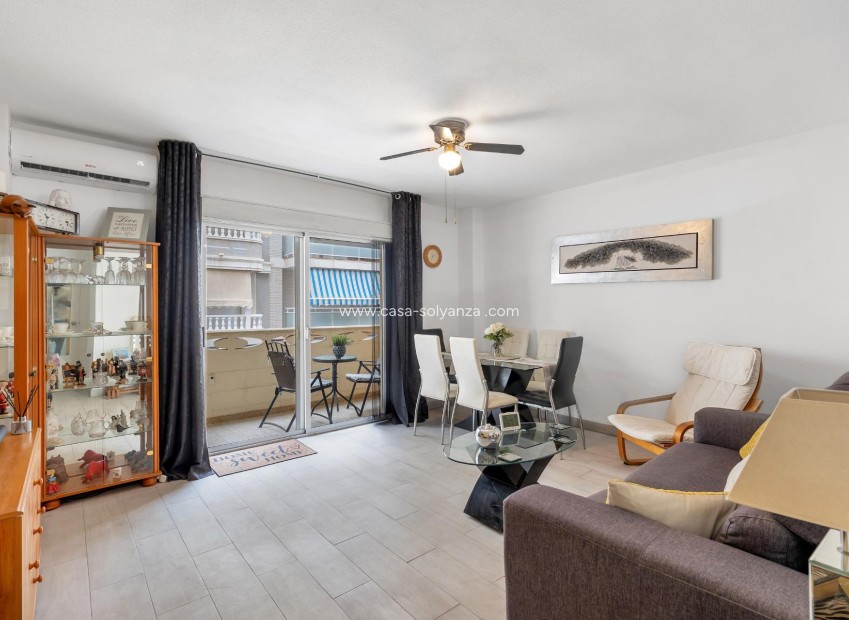 Wiederverkauf - Wohnung - Torrevieja - Playa del Cura