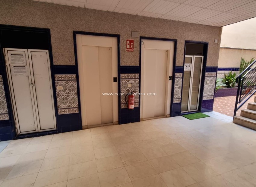 Wiederverkauf - Wohnung - Torrevieja - Playa del Cura