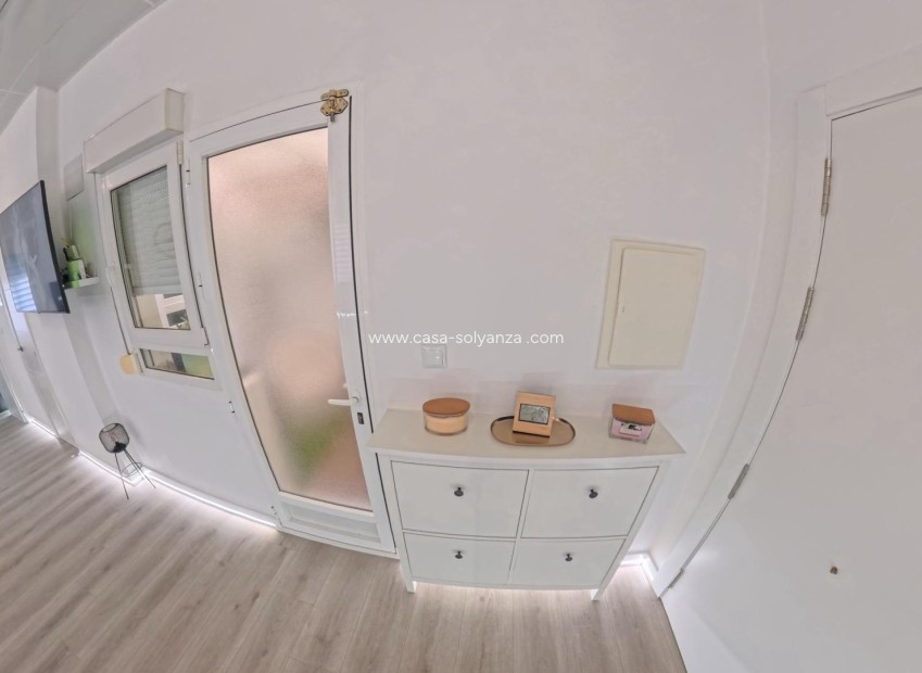 Wiederverkauf - Wohnung - Torrevieja - Playa del Cura