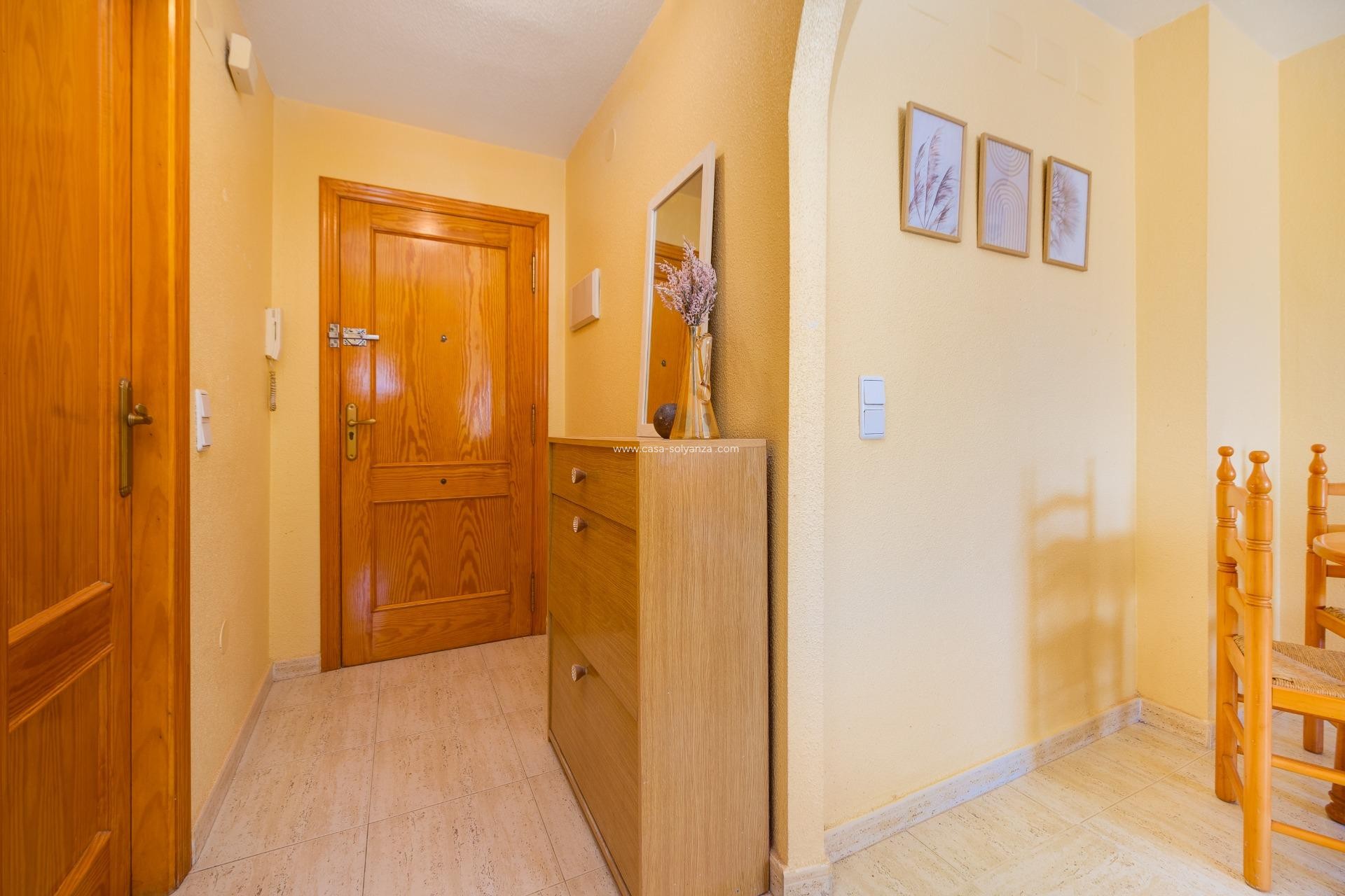Wiederverkauf - Wohnung - Torrevieja - Playa del Cura