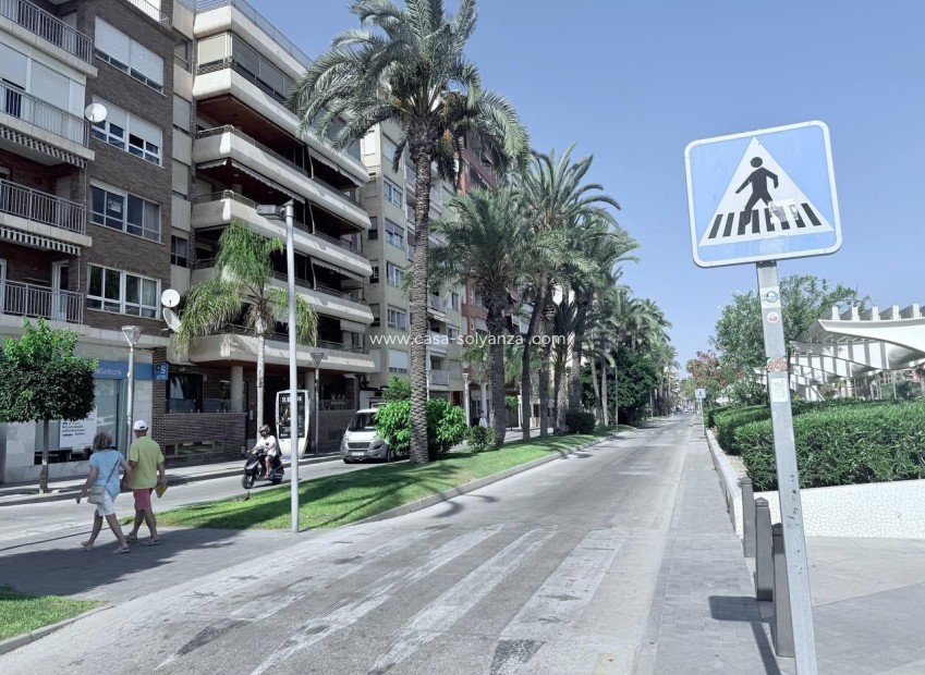 Wiederverkauf - Wohnung - Torrevieja - Puerto