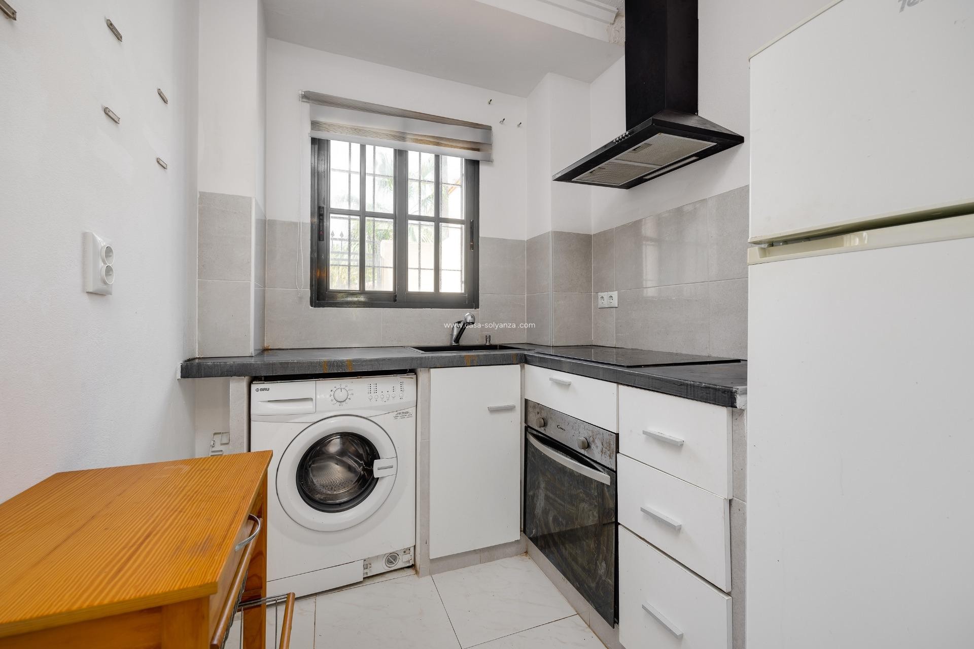 Wiederverkauf - Wohnung - Torrevieja - Punta Prima