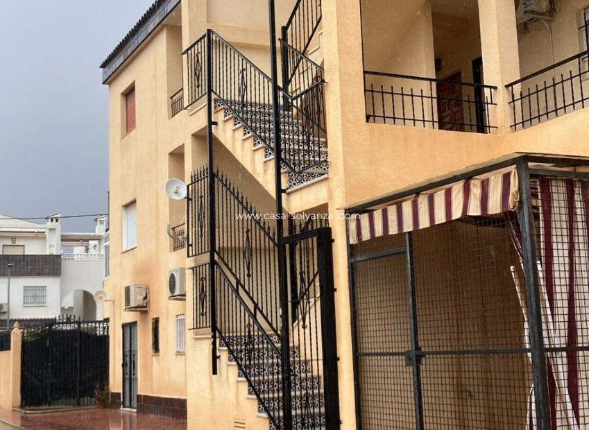 Wiederverkauf - Wohnung - Torrevieja - Punta Prima