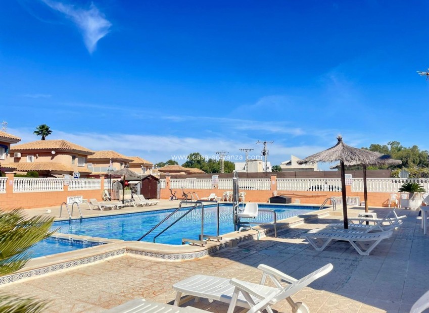 Wiederverkauf - Wohnung - Torrevieja - Punta Prima