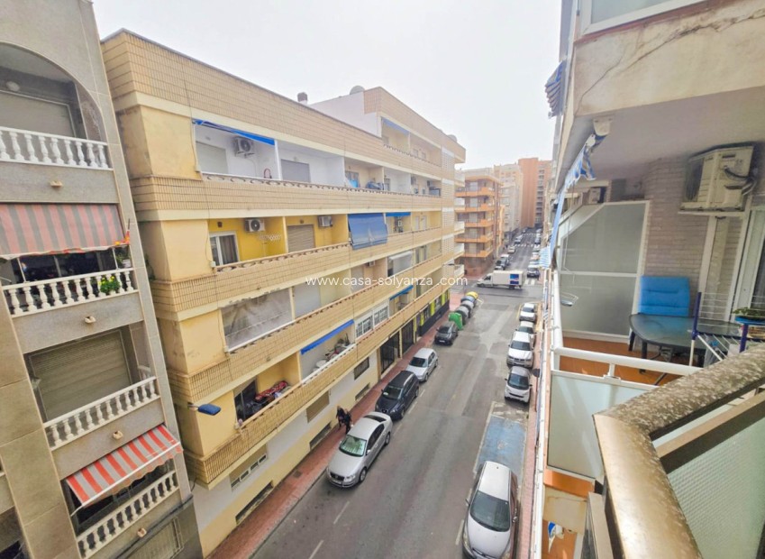 Wiederverkauf - Wohnung - Torrevieja - Torrevieja Centro