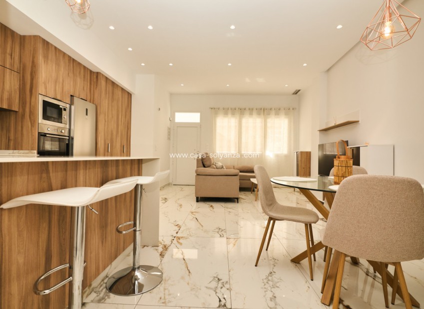 Wiederverkauf - Wohnung - Torrevieja - Torrevieja Centro