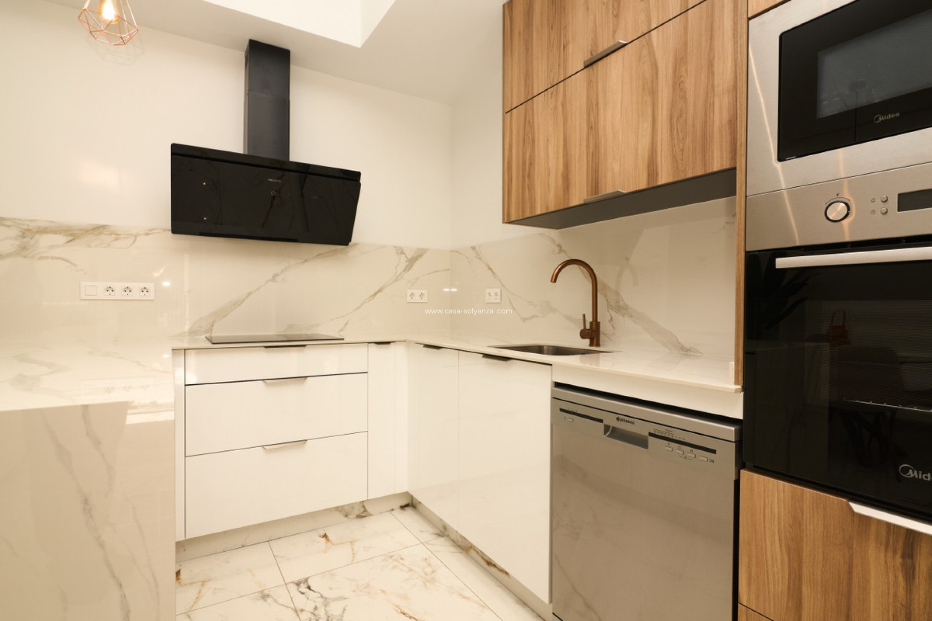 Wiederverkauf - Wohnung - Torrevieja - Torrevieja Centro