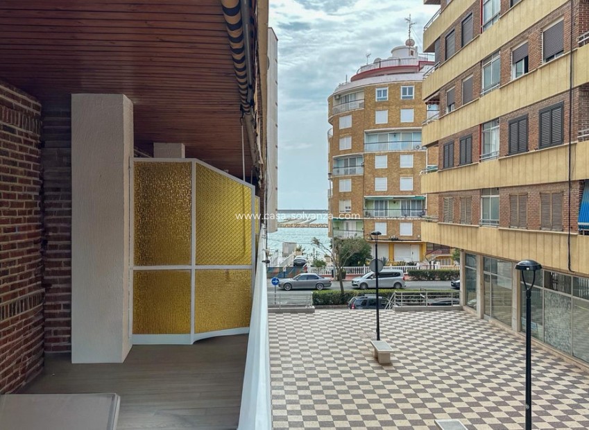 Wiederverkauf - Wohnung - Torrevieja - Torrevieja Centro