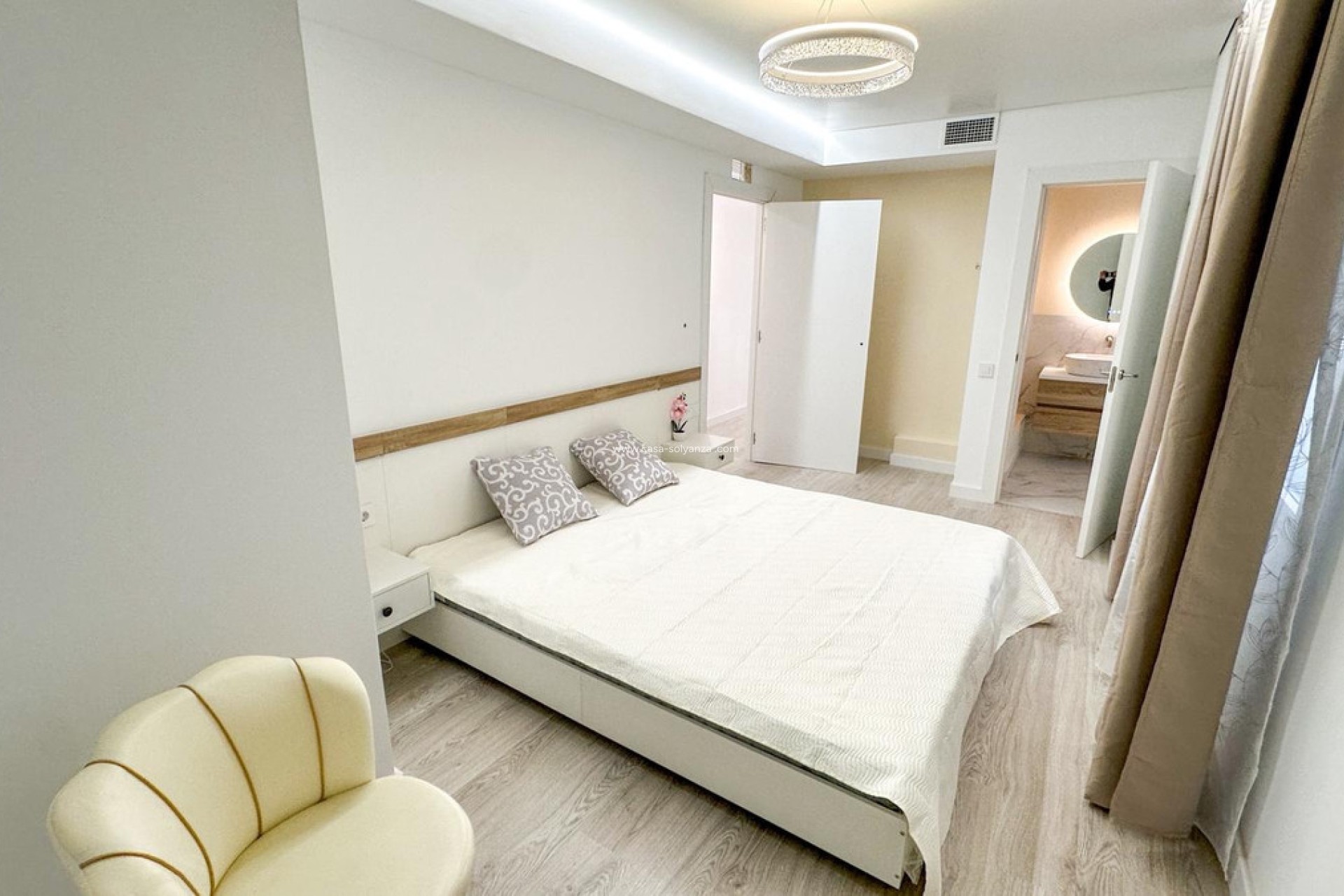 Wiederverkauf - Wohnung - Torrevieja - Torrevieja Centro