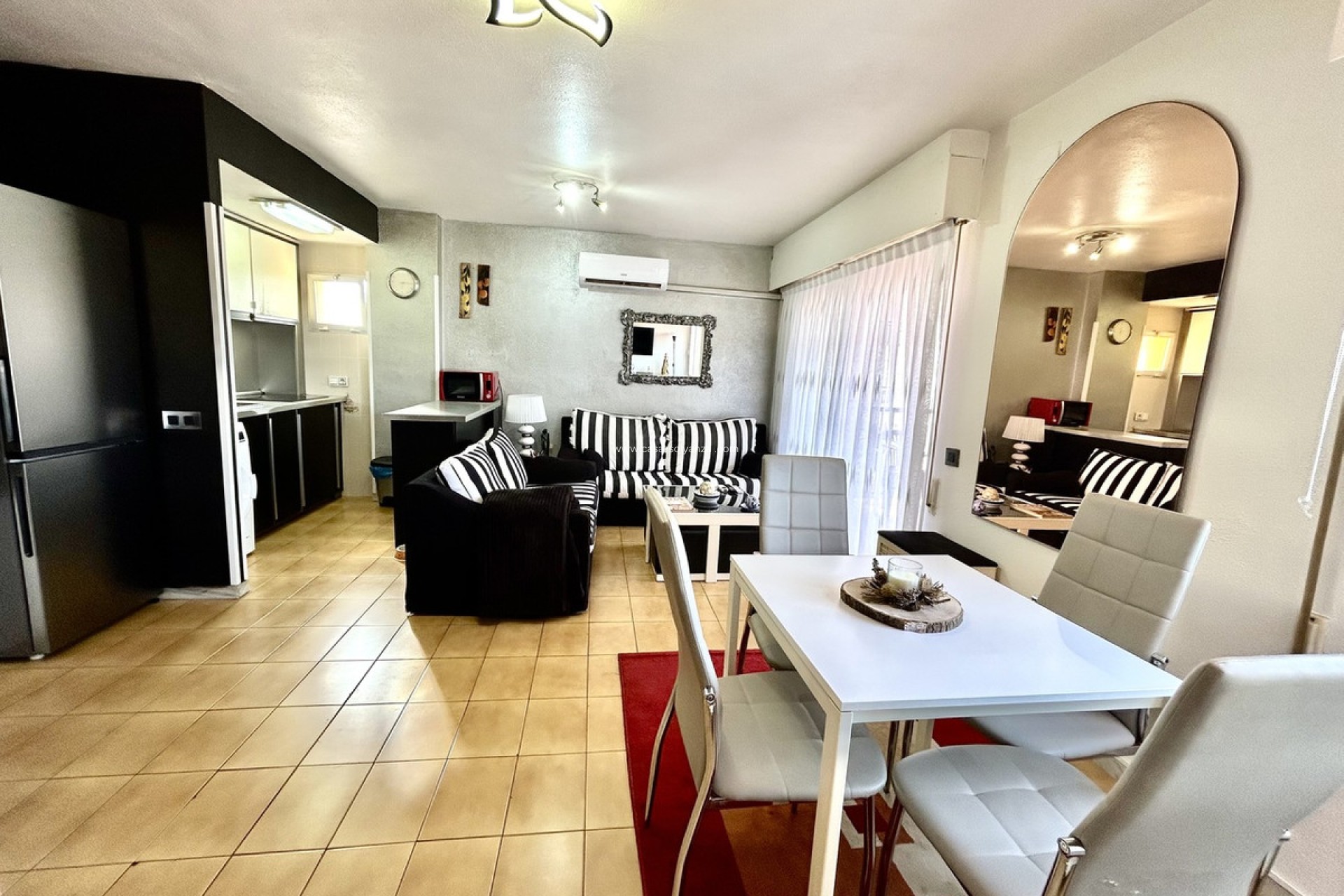 Wiederverkauf - Wohnung - Torrevieja - Torrevieja Centro