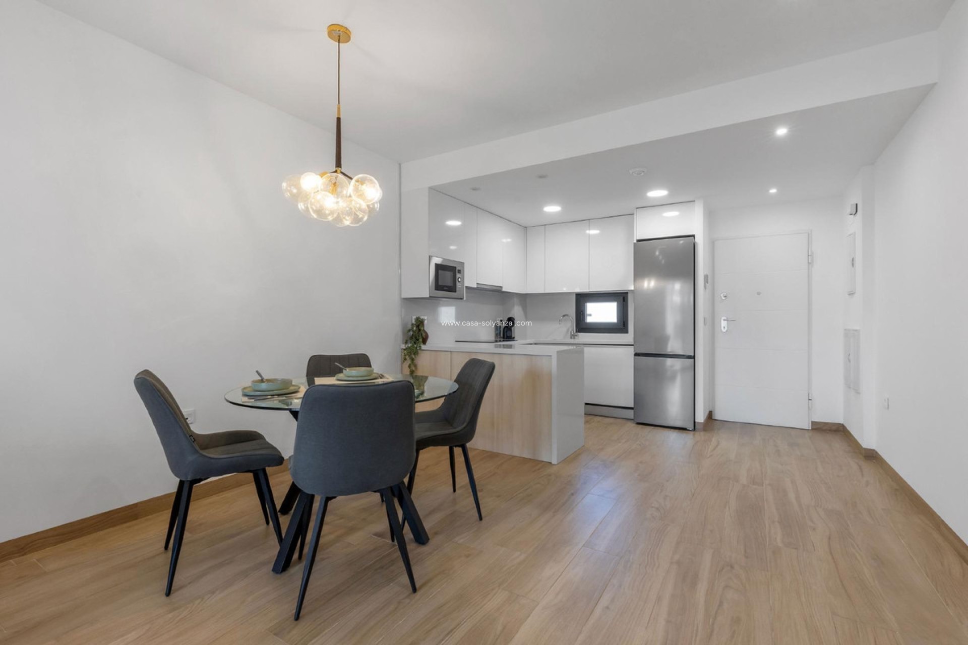 Wiederverkauf - Wohnung - Torrevieja - Torrevieja Centro