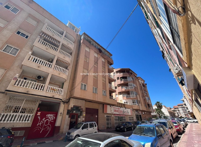 Wiederverkauf - Wohnung - Torrevieja - Torrevieja Centro