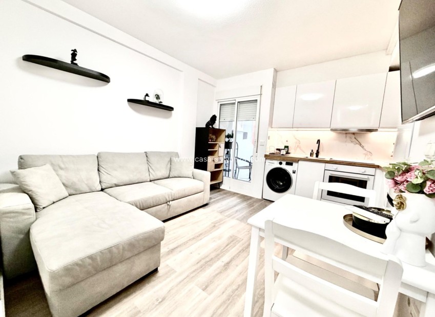 Wiederverkauf - Wohnung - Torrevieja - Torrevieja Centro
