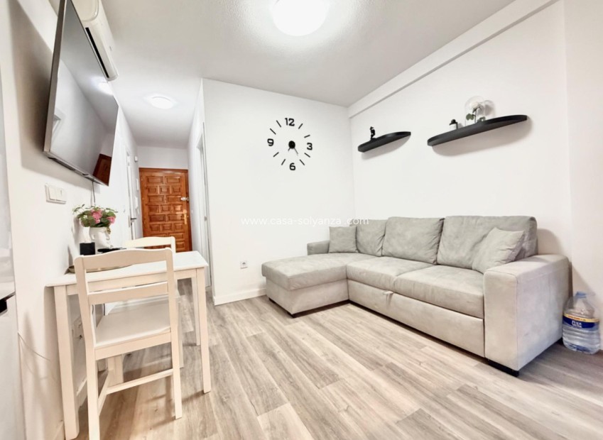 Wiederverkauf - Wohnung - Torrevieja - Torrevieja Centro