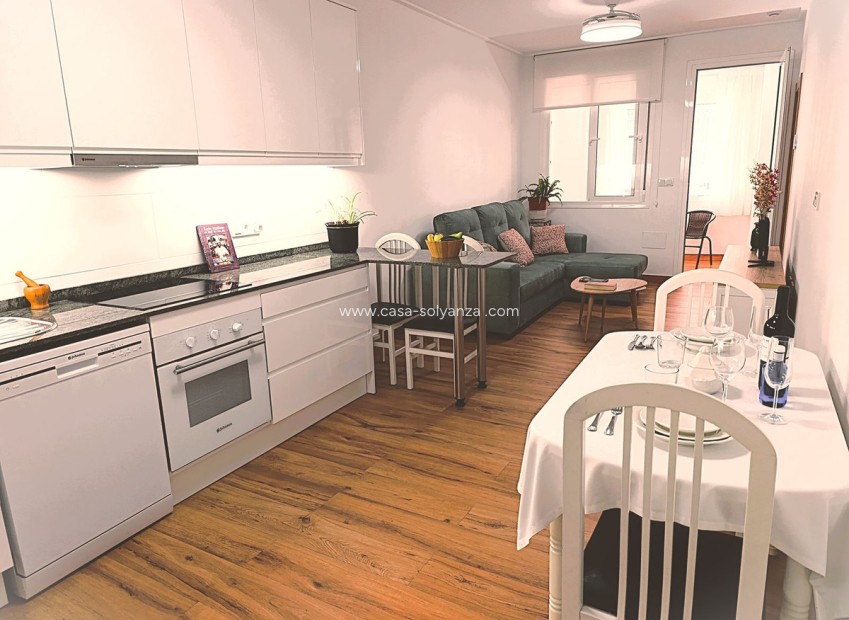 Wiederverkauf - Wohnung - Torrevieja - Torrevieja Centro