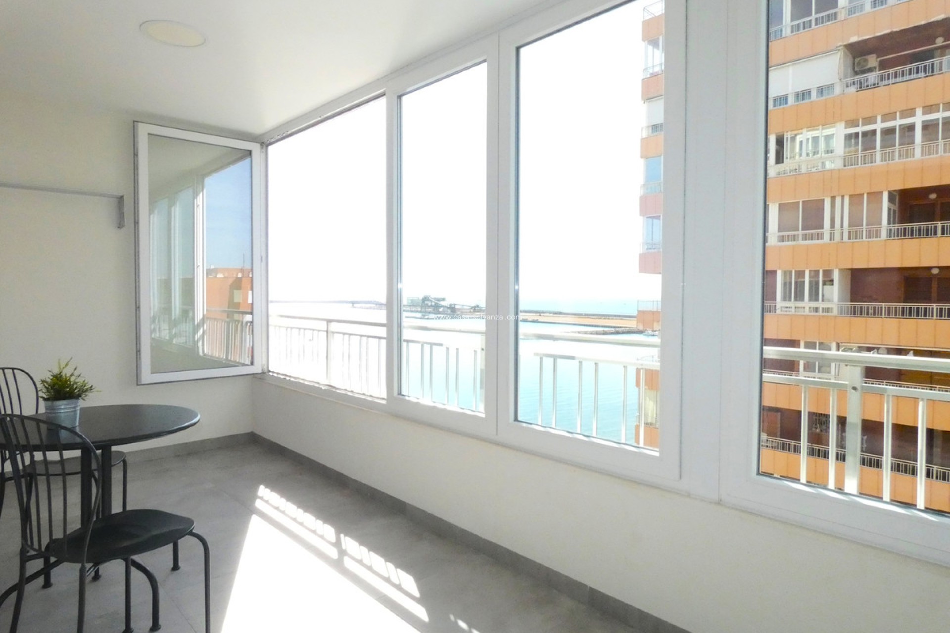 Wiederverkauf - Wohnung - Torrevieja - Torrevieja Centro