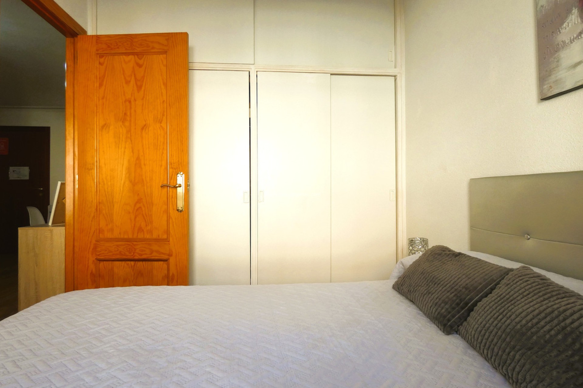 Wiederverkauf - Wohnung - Torrevieja - Torrevieja Centro