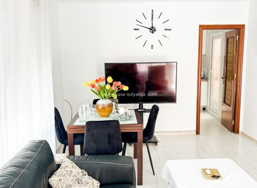 Wiederverkauf - Wohnung - Torrevieja - Torrevieja Centro