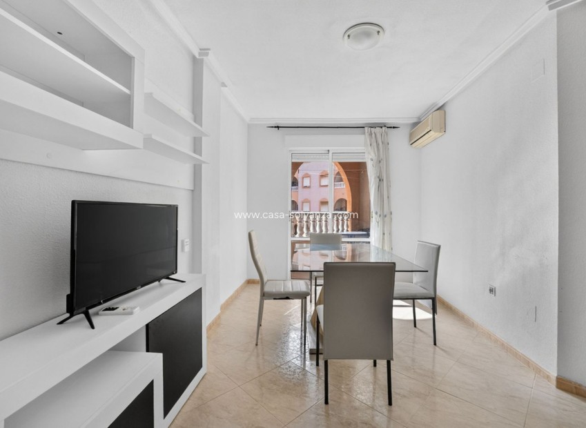 Wiederverkauf - Wohnung - Torrevieja - Torrevieja Centro