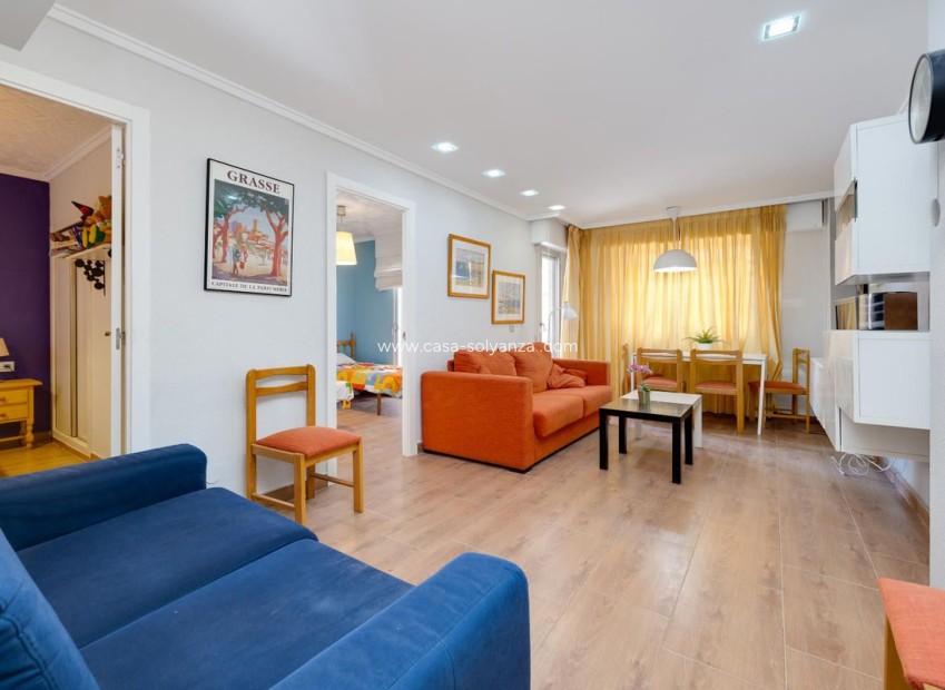 Wiederverkauf - Wohnung - Torrevieja - Torrevieja Centro