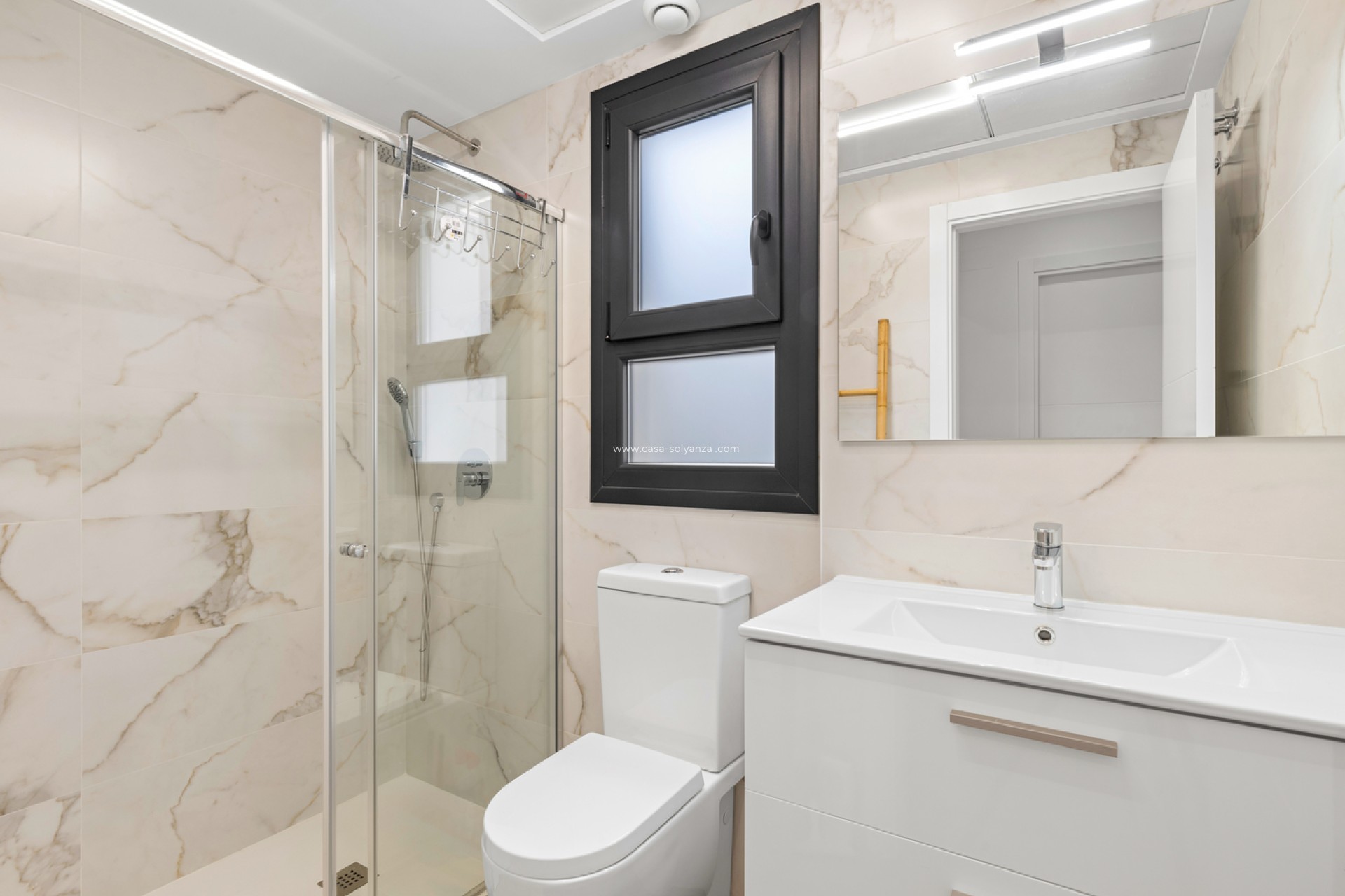 Wiederverkauf - Wohnung - Villamartin - Costa Blanca