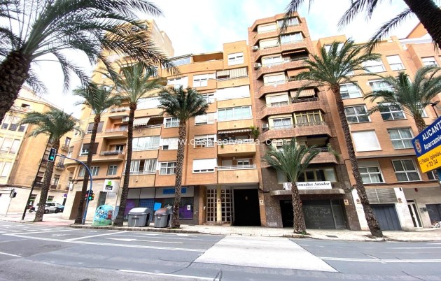 Wohnung - Wiederverkauf - Alicante - Costa Blanca