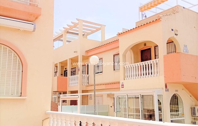 Wohnung - Wiederverkauf - Orihuela Costa - La Florida