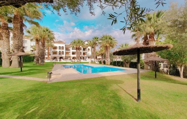 Wohnung - Wiederverkauf - Orihuela Costa - Villamartín