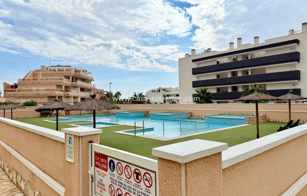 Wohnung - Wiederverkauf - Orihuela Costa - Villamartín