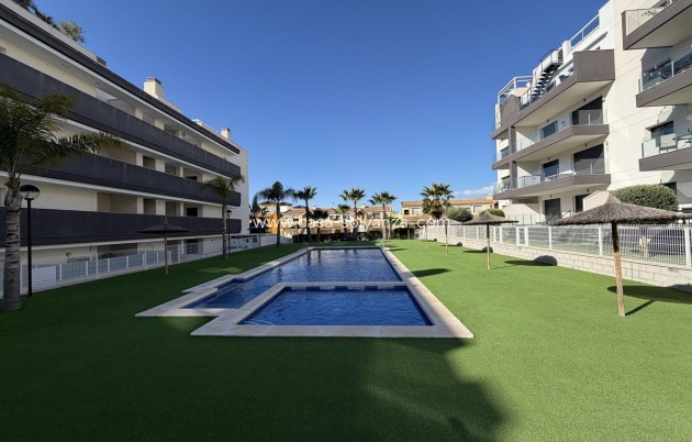 Wohnung - Wiederverkauf - Orihuela - Villamartin