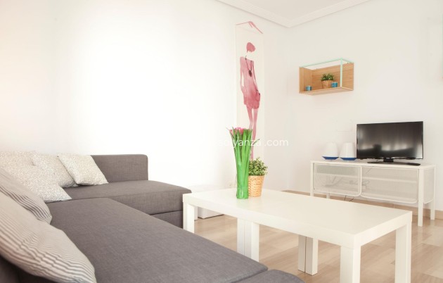 Wohnung - Wiederverkauf - Santa Pola - Centro