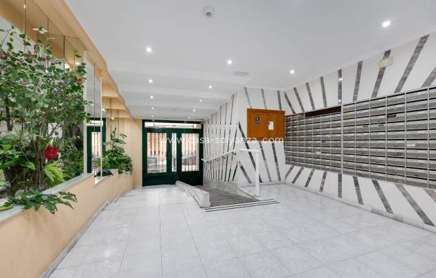 Wohnung - Wiederverkauf - Torrevieja - Acequion