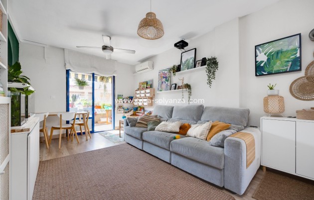 Wohnung - Wiederverkauf - Torrevieja - Calas Blanca