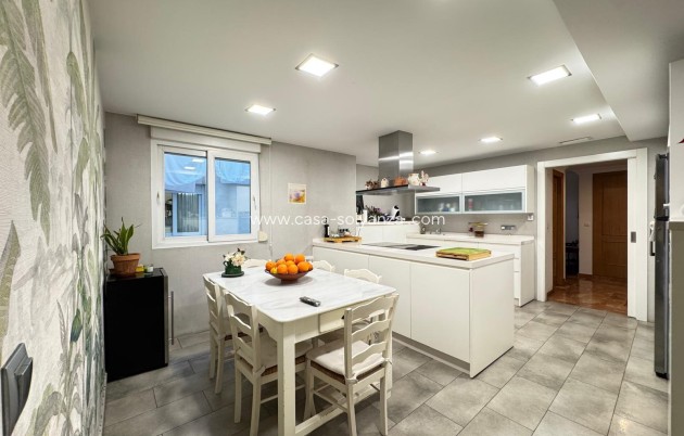 Wohnung - Wiederverkauf - Torrevieja - Center