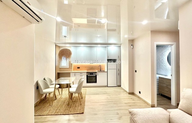 Wohnung - Wiederverkauf - Torrevieja - Center