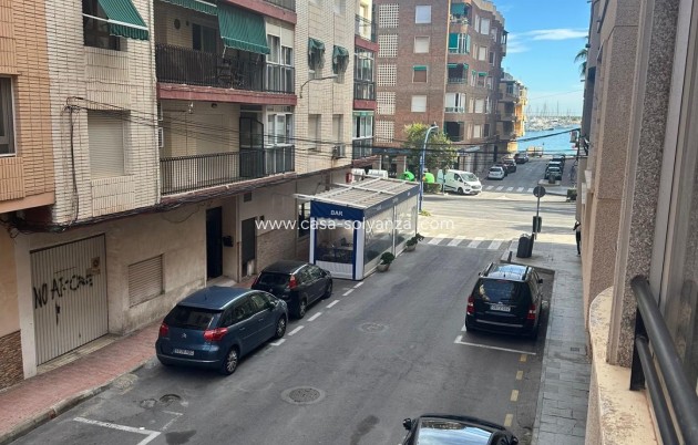 Wohnung - Wiederverkauf - Torrevieja - El Acequión - Los Náufragos