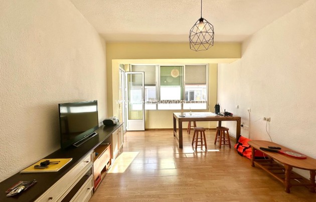Wohnung - Wiederverkauf - Torrevieja - Estacion Autobuses