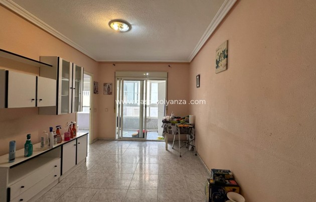 Wohnung - Wiederverkauf - Torrevieja - Estacion Autobuses