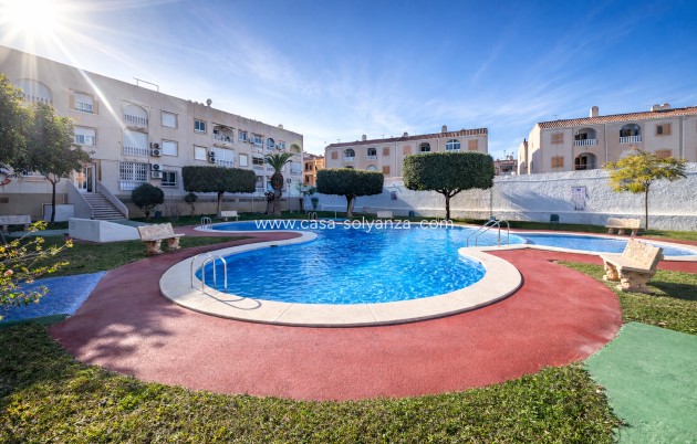 Wohnung - Wiederverkauf - Torrevieja - Playa del Acequión