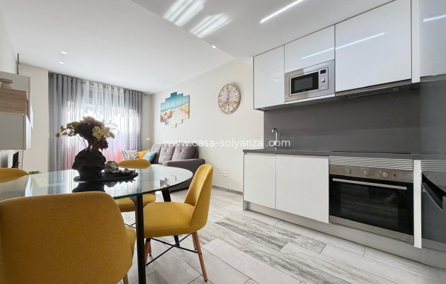 Wohnung - Wiederverkauf - Torrevieja - Playa del Cura