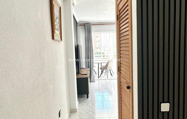 Wohnung - Wiederverkauf - Torrevieja - Playa del Cura