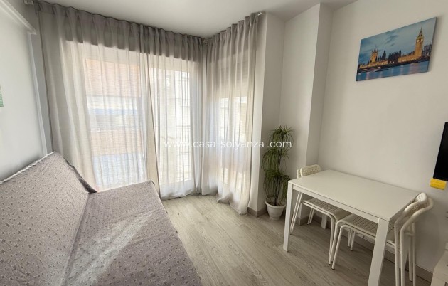 Wohnung - Wiederverkauf - Torrevieja - Playa del Cura