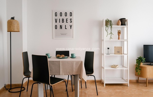 Wohnung - Wiederverkauf - Torrevieja - Playa del Cura