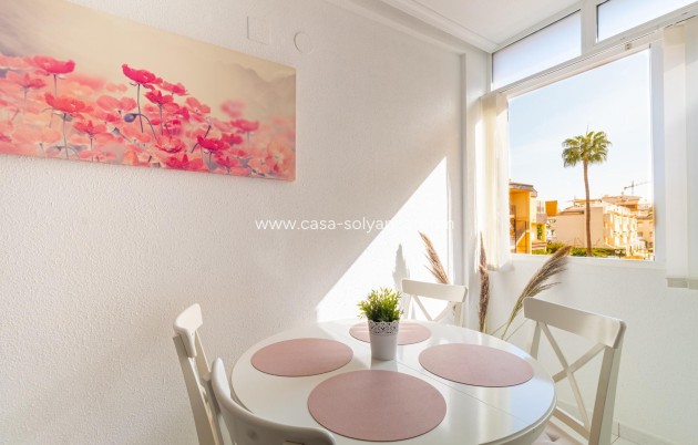 Wohnung - Wiederverkauf - Torrevieja - Punta Prima