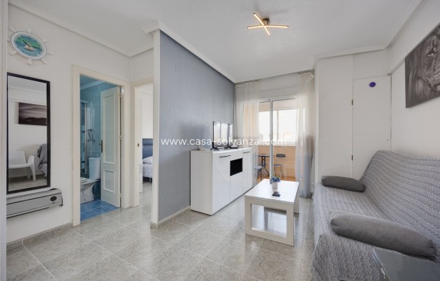 Wohnung - Wiederverkauf - Torrevieja - Torrevieja Centro