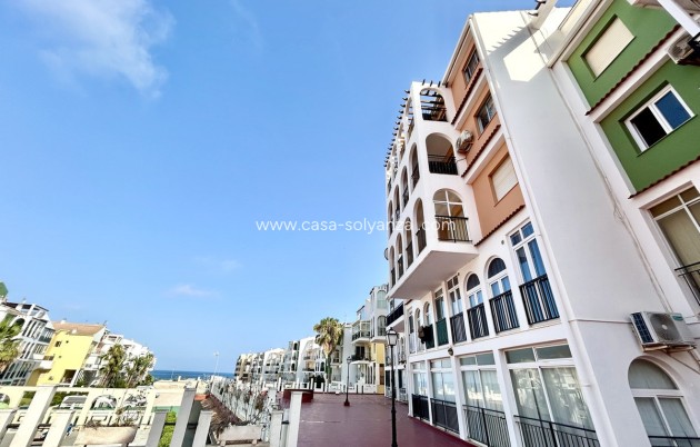 Wohnung - Wiederverkauf - Torrevieja - Torrevieja Centro