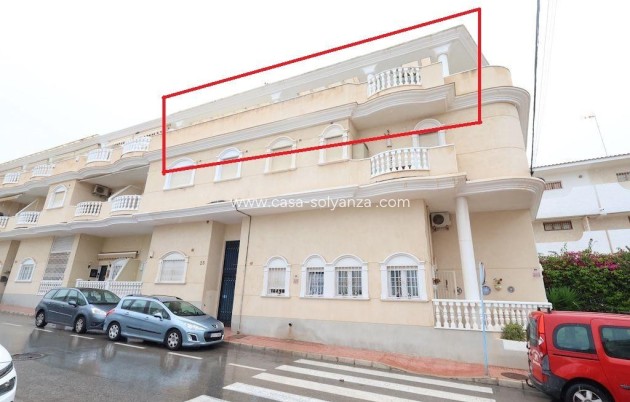 Wohnung - Wiederverkauf - Torrevieja - Torrevieja Centro