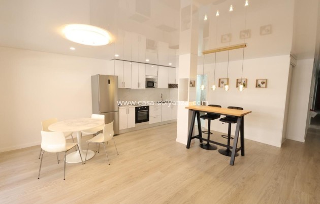 Wohnung - Wiederverkauf - Torrevieja - Torrevieja Centro