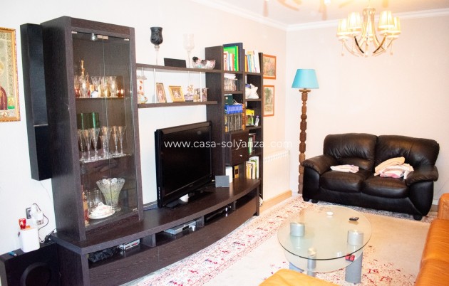 Wohnung - Wiederverkauf - Torrevieja - Torrevieja Centro