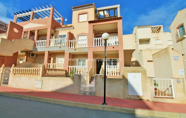 Wohnung - Wiederverkauf - Villamartin - Villamartín